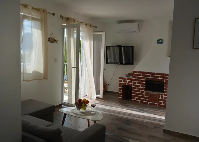 Apartamento On The - Nemira, Omiš